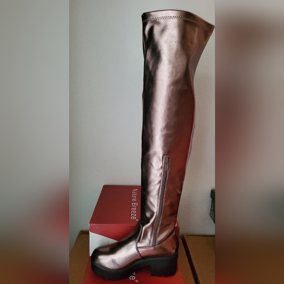 LUG SOLE Metallic Thigh-High Boots 👢 Super cute and comfortable! - Picture 4 of 6